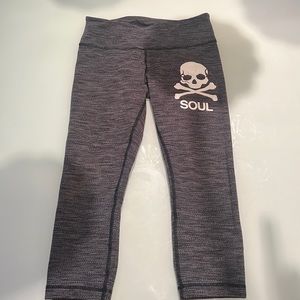 Lululemon size 4 soulcycle diamond dye leggings